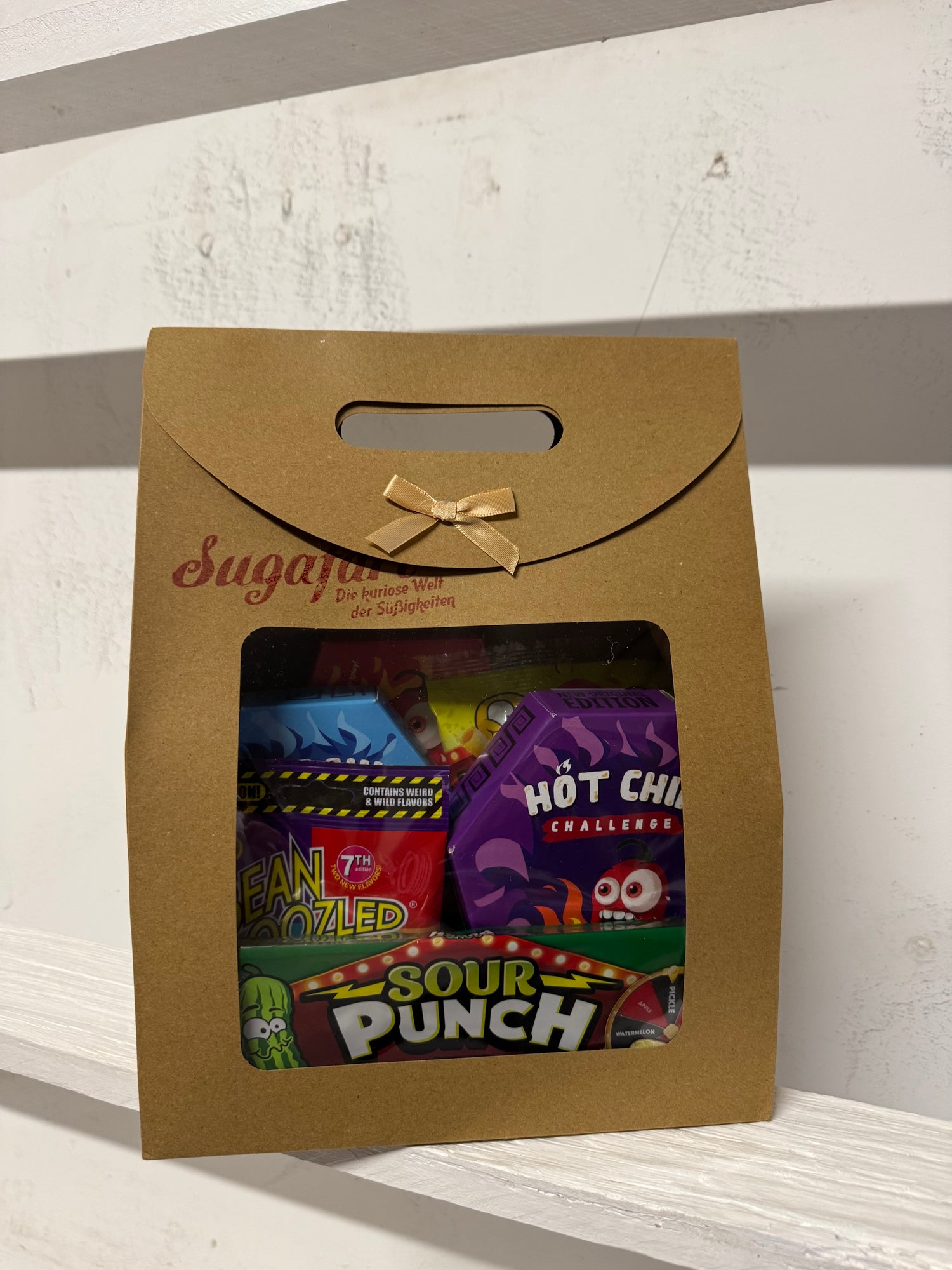 Challenge Box – Scharfe & verrückte Snacks